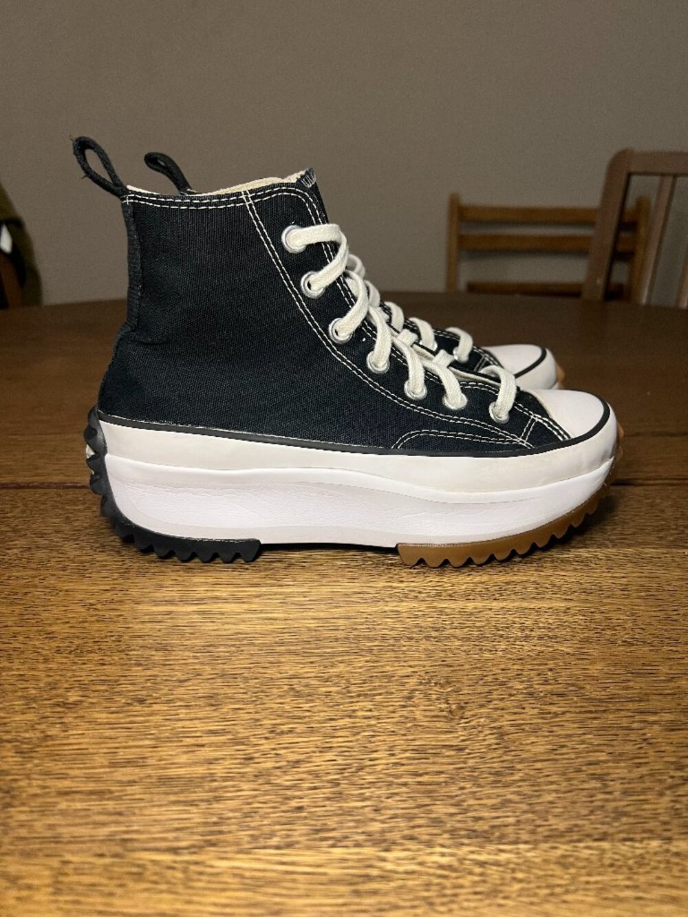 Converse Run Star Hike Platform Black White Canvas Sneakers Womens 6.5/Mens 5
